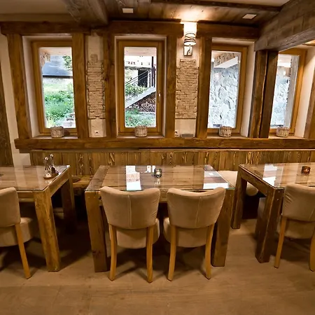 Chalet Petit Palais * Jahorina